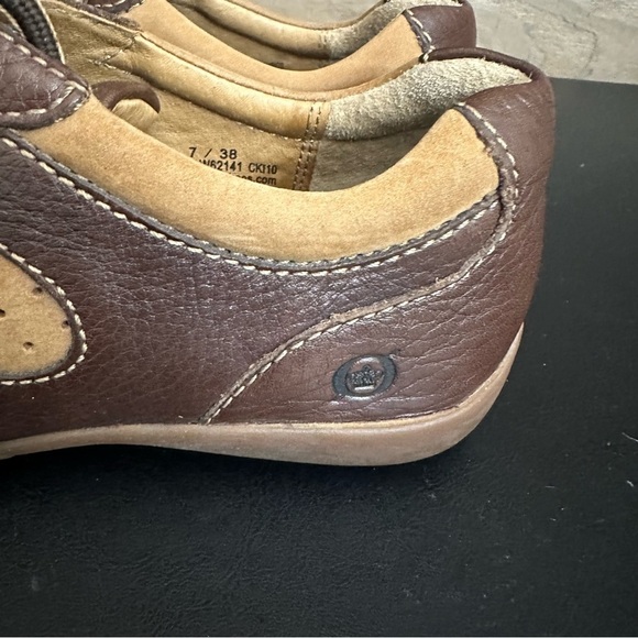 BORN Women's Tan Brown Size US 7 EU 38 Lace Up Leather Bowling Style Shoes - Picture 2 of 11